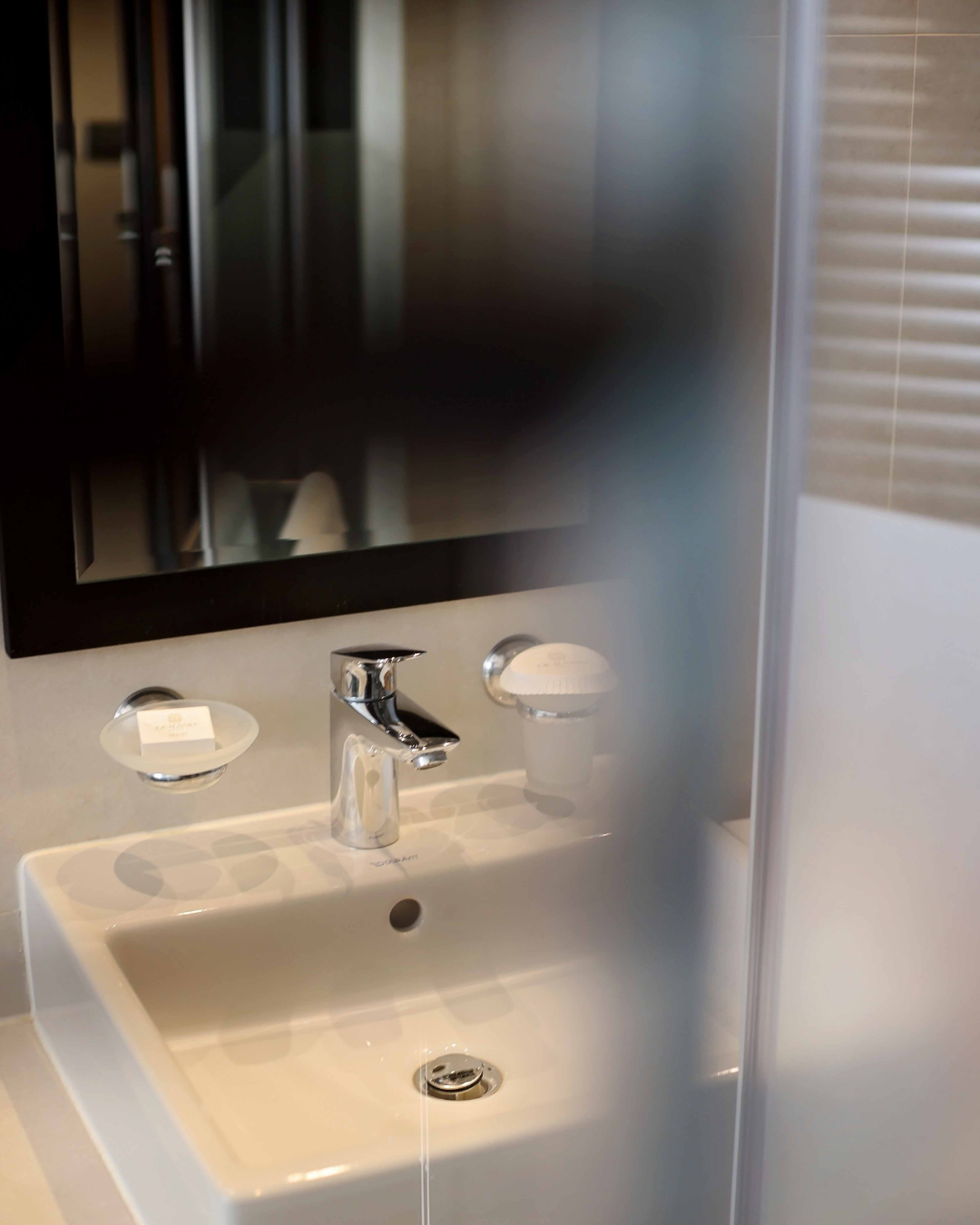 Junior suite detail 2